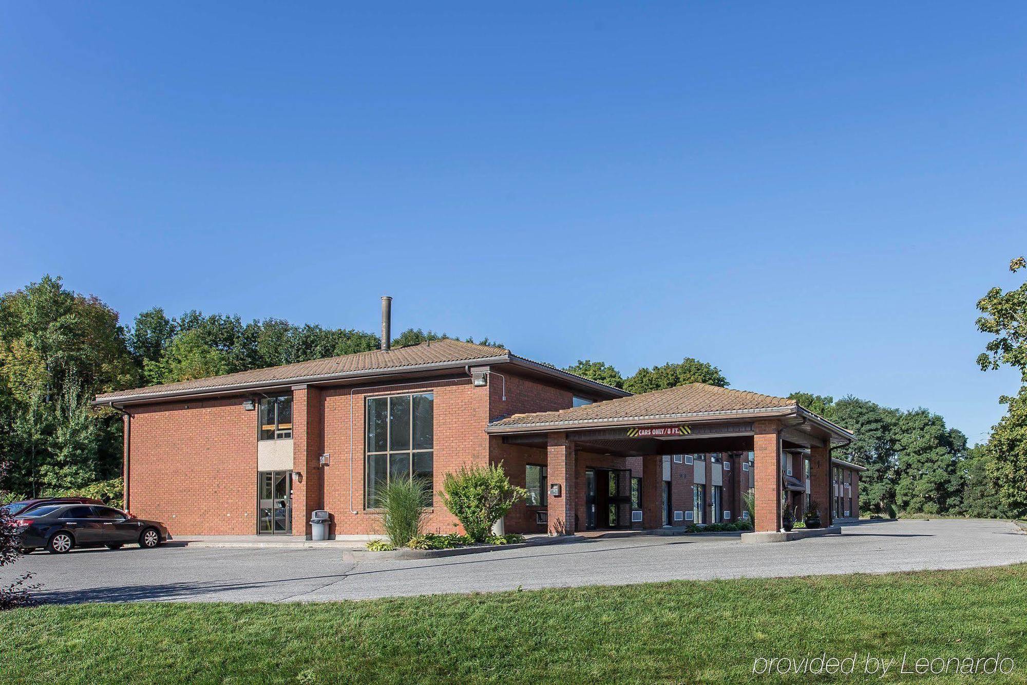 Comfort Inn Midland Exterior photo